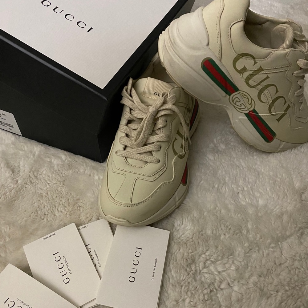 Gucci shoes - Picture 1 of 4